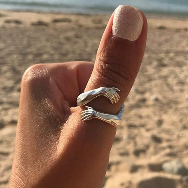 Anillo de Plata Ajustable Abrazo Eterno